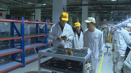 张掖中车时代电气:国庆假期不停歇 全力冲刺抓生产